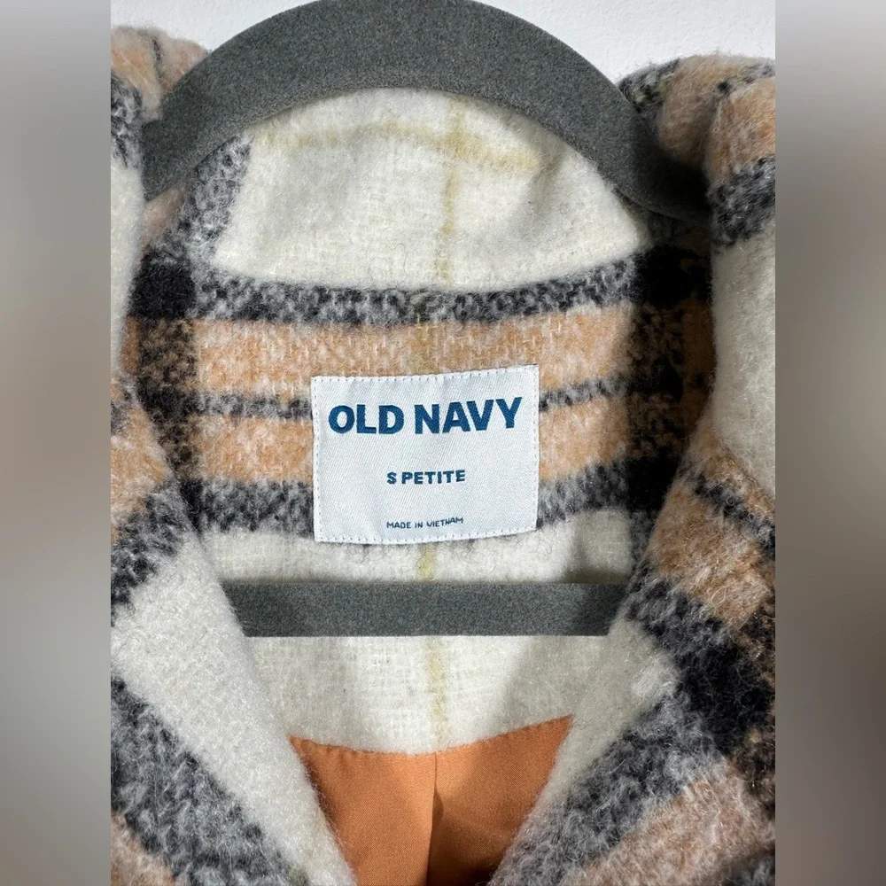 Old Navy Plaid Sherpa Jacket Petite Small Button Front Coat Tan Cream Black Warm